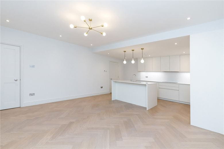 3 bedroom flat, Bryanston Square, Marylebone W1H - Available