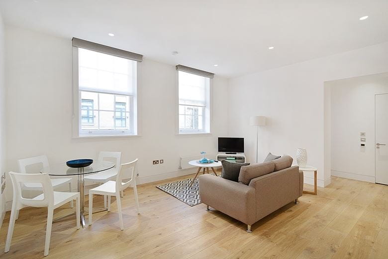 2 bedroom flat, Blandford Street, London W1U - Let Agreed