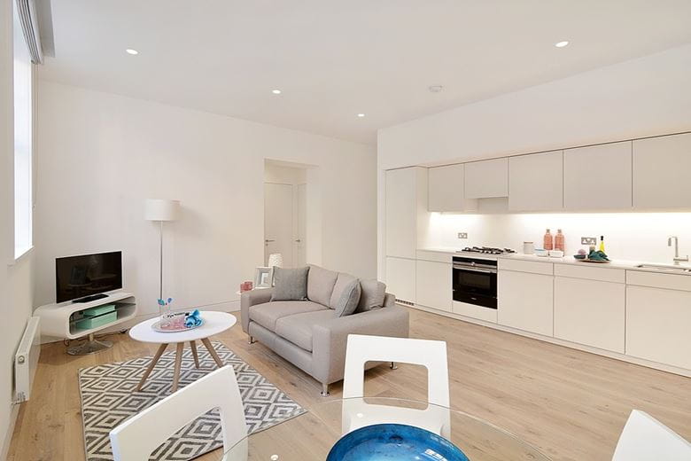 2 bedroom flat, Blandford Street, London W1U - Let Agreed