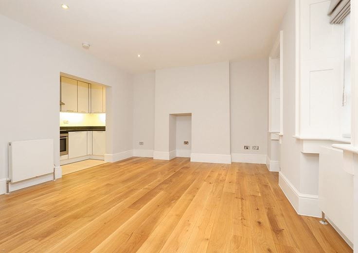 1 bedroom flat, Manchester Street, Marylebone W1U - Under Offer