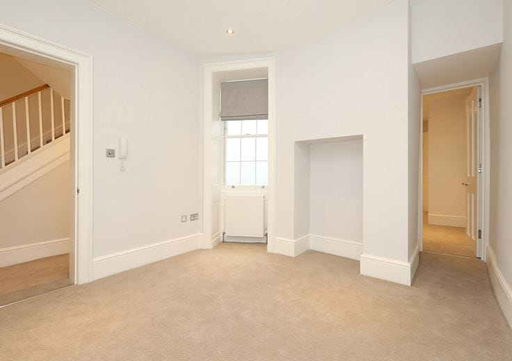 1 bedroom flat, Manchester Street, Marylebone W1U - Under Offer