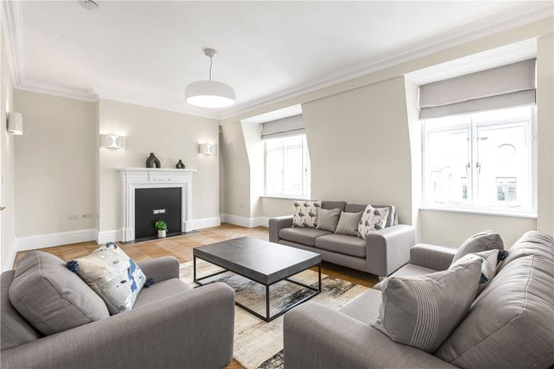 3 bedroom flat, Weymouth Street, Marylebone W1G - Available