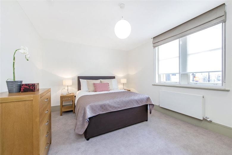 2 bedroom flat, Moxon Street, Marylebone W1U - Available