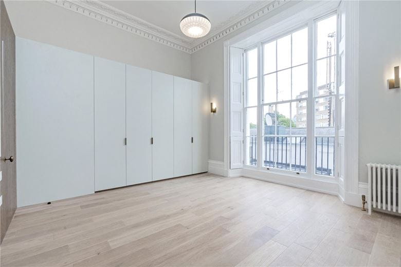 1 bedroom flat, Harley Street, Marylebone W1G - Available