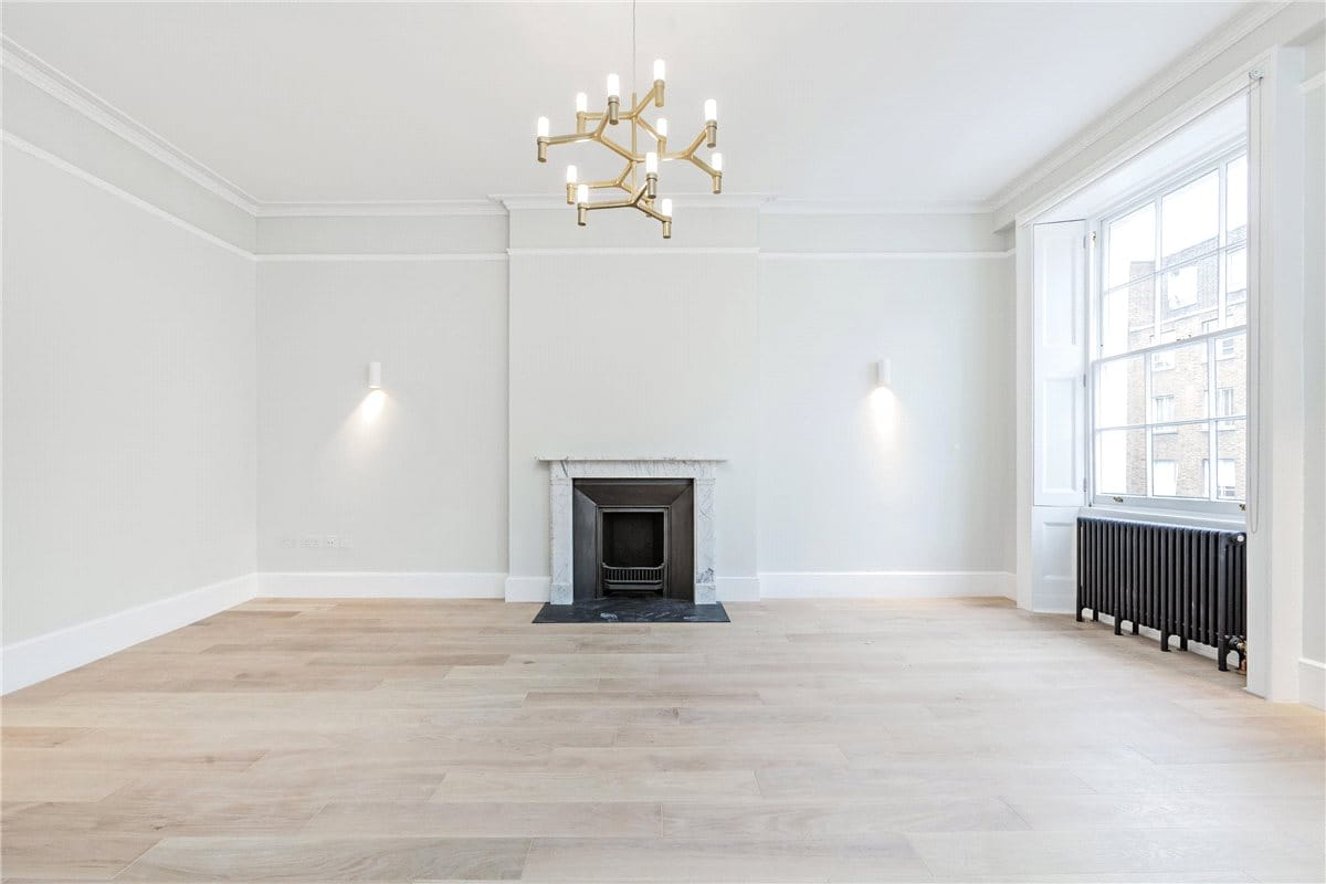 1 bedroom flat, Harley Street, Marylebone W1G - Available