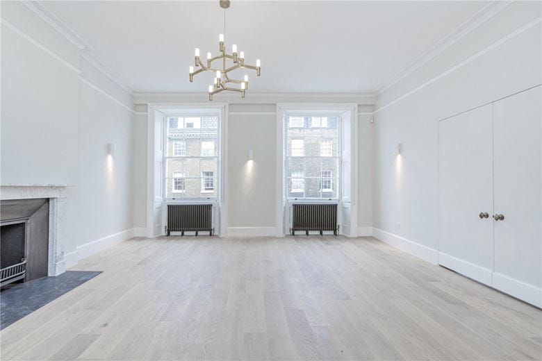 1 bedroom flat, Harley Street, Marylebone W1G - Available