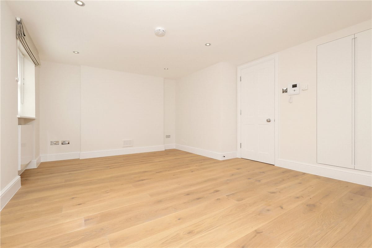  bedroom flat, Crawford Street, Marylebone W1H - Available