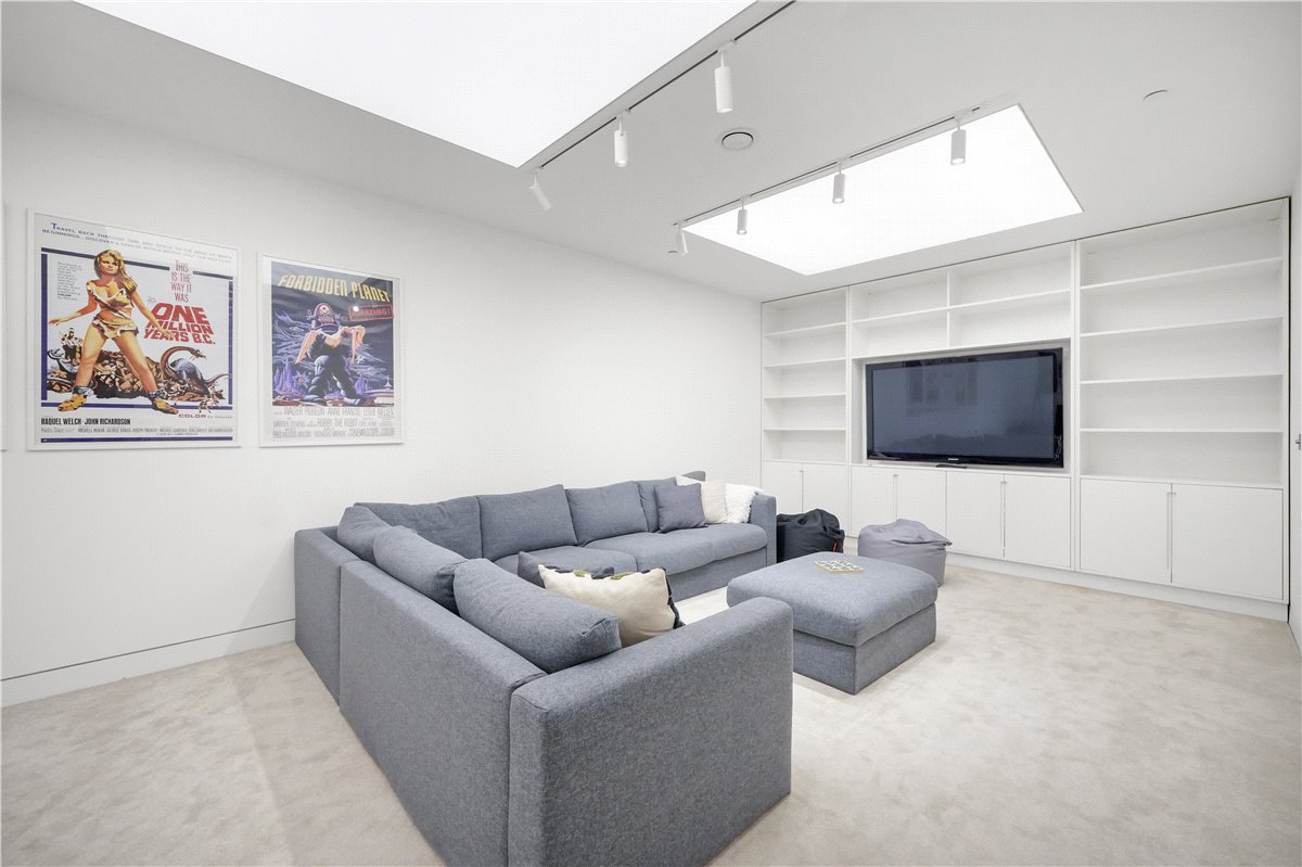 3 bedroom house, Bingham Place, London W1U - Available