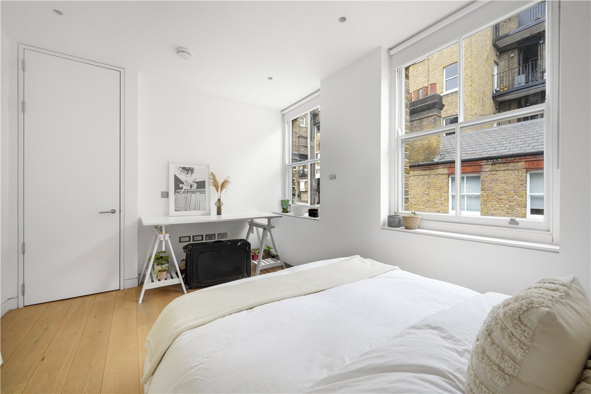 3 bedroom house, Bingham Place, London W1U - Available