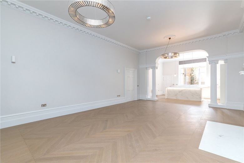 3 bedroom maisonette, Bryanston Square, London W1H - Available