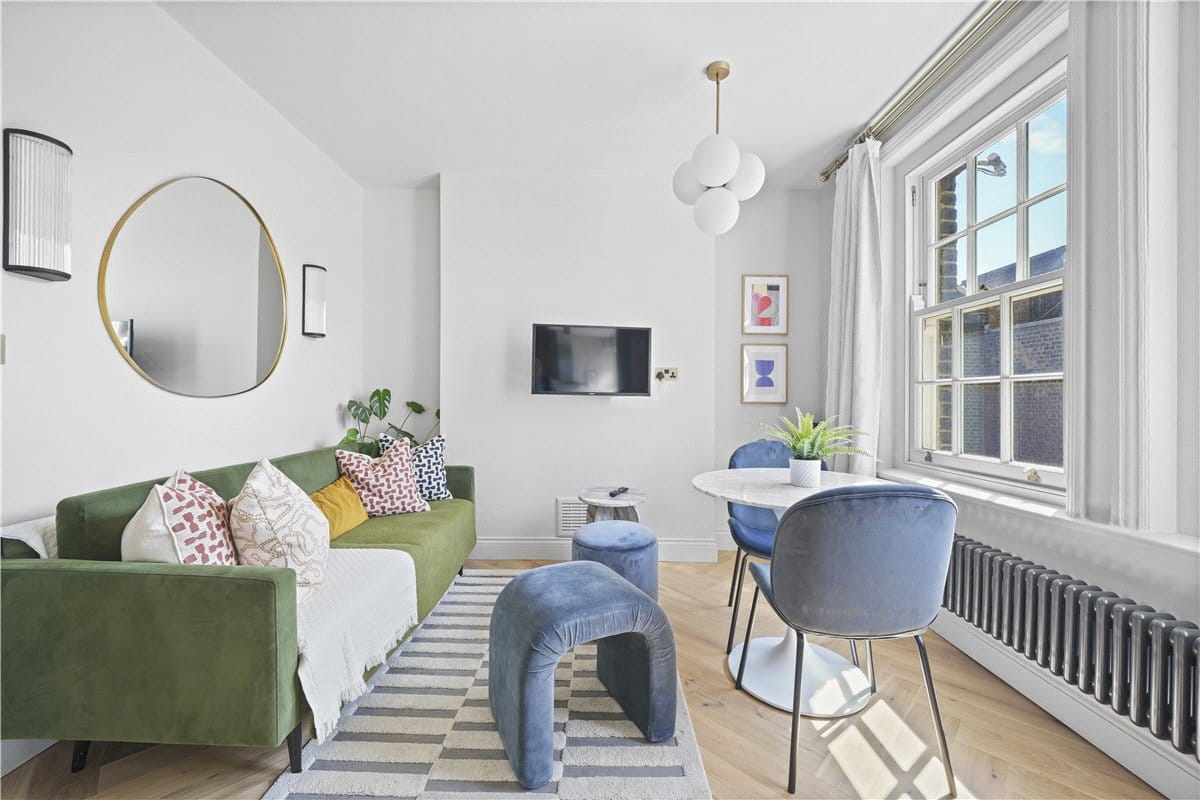 2 bedroom flat, Taunton Place, London NW1 - Let Agreed