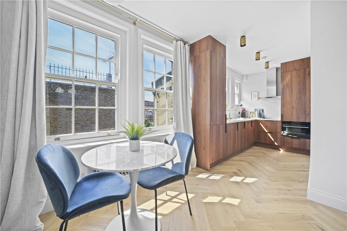 2 bedroom flat, Taunton Place, London NW1 - Let Agreed