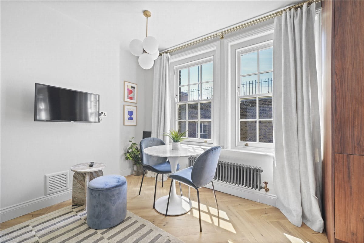2 bedroom flat, Taunton Place, London NW1 - Let Agreed