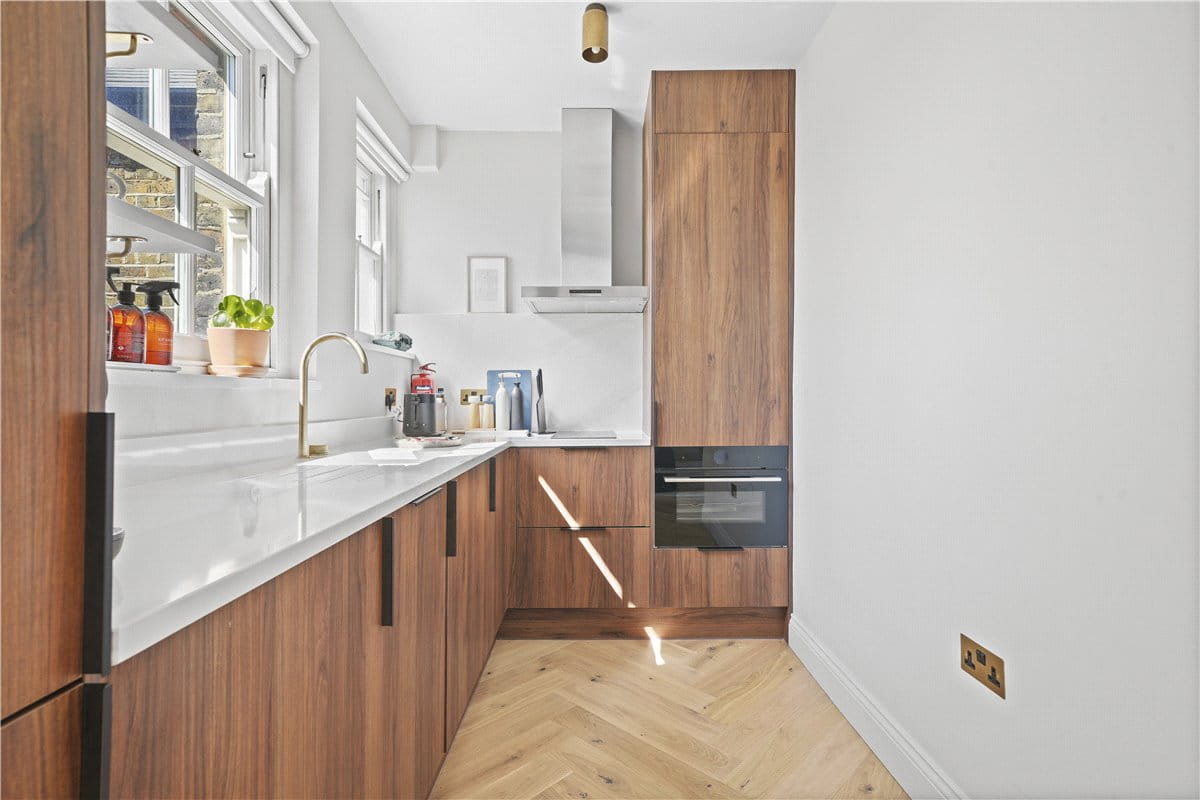 2 bedroom flat, Taunton Place, London NW1 - Let Agreed
