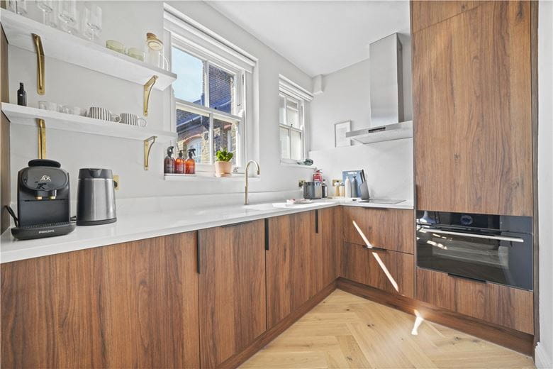 2 bedroom flat, Taunton Place, London NW1 - Let Agreed