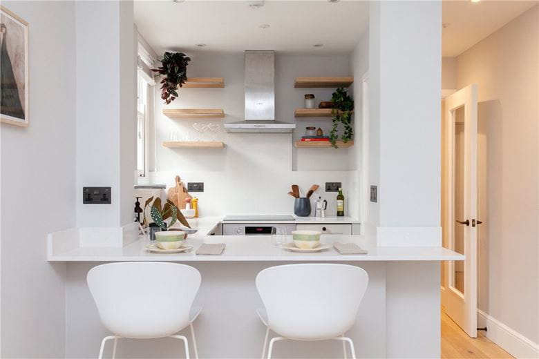 1 bedroom flat, Taunton Place, London NW1 - Let Agreed