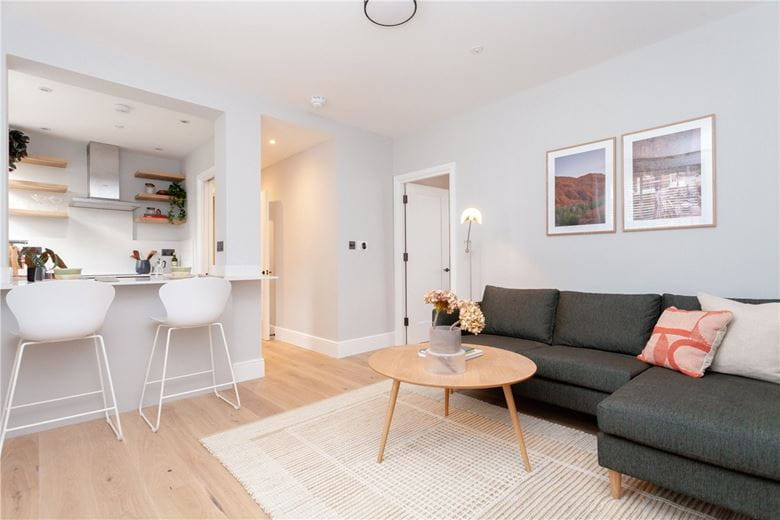 1 bedroom flat, Taunton Place, London NW1 - Let Agreed