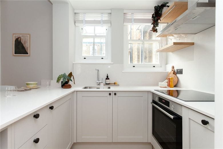 1 bedroom flat, Taunton Place, London NW1 - Let Agreed