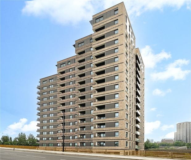 1 bedroom flat, Heartwell Avenue, London E16