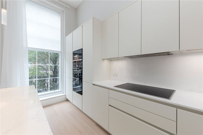 2 bedroom flat, Great Cumberland Place, Marylebone W1H - Let Agreed