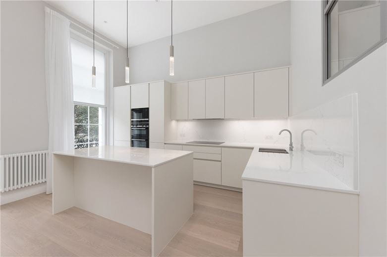 2 bedroom flat, Great Cumberland Place, Marylebone W1H - Let Agreed