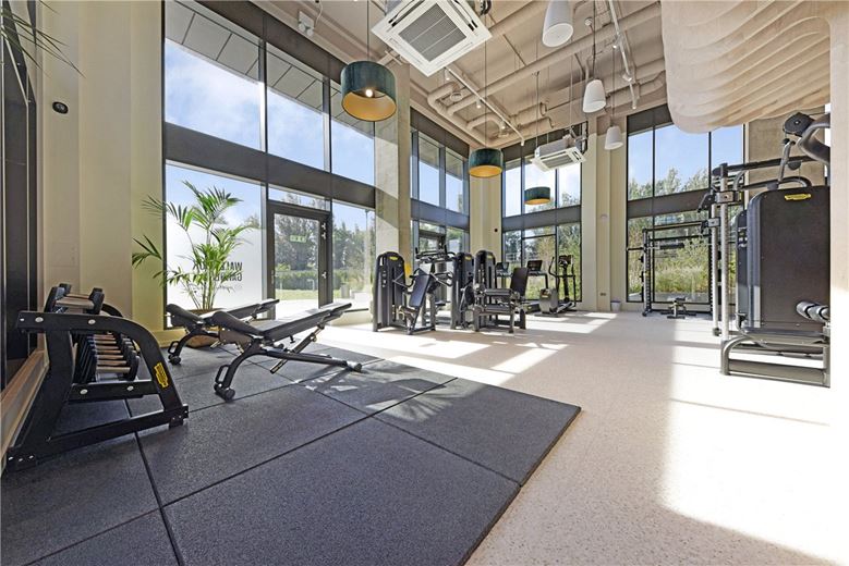 2 bedroom flat, Heartwell Avenue, London E16 - Let Agreed