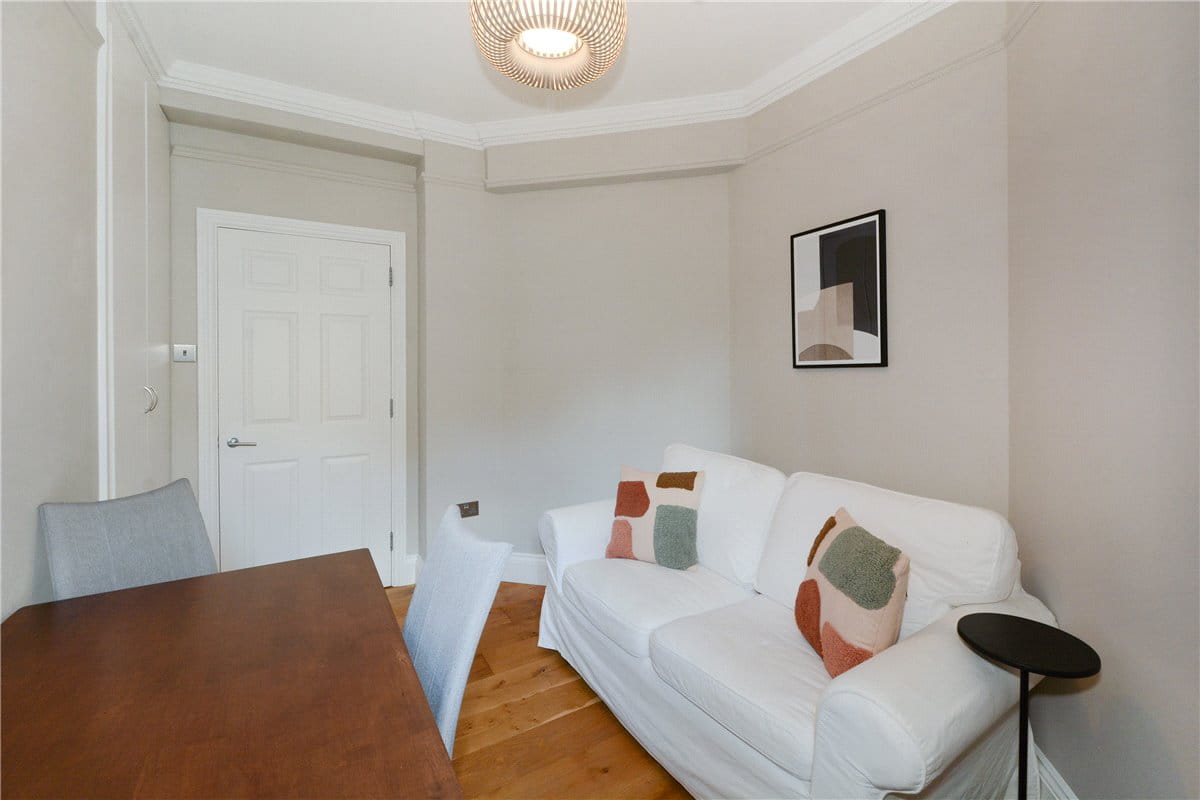 2 bedroom flat, Stourcliffe Close, Stourcliffe Street W1H - Available