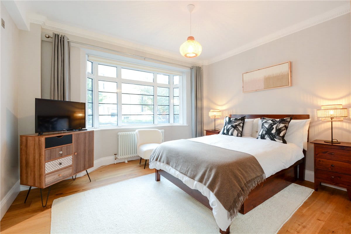2 bedroom flat, Stourcliffe Close, Stourcliffe Street W1H - Available