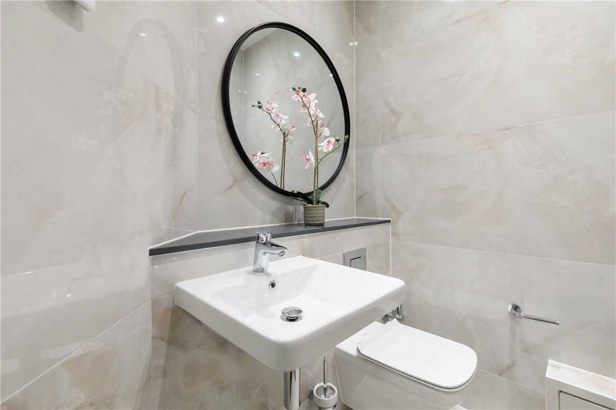 4 bedroom flat, Bryanston Court, George Street W1H - Available