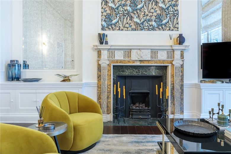 3 bedroom maisonette, Wimpole Street, London W1G - Available