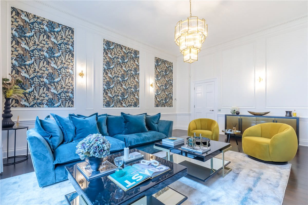 3 bedroom maisonette, Wimpole Street, London W1G - Available