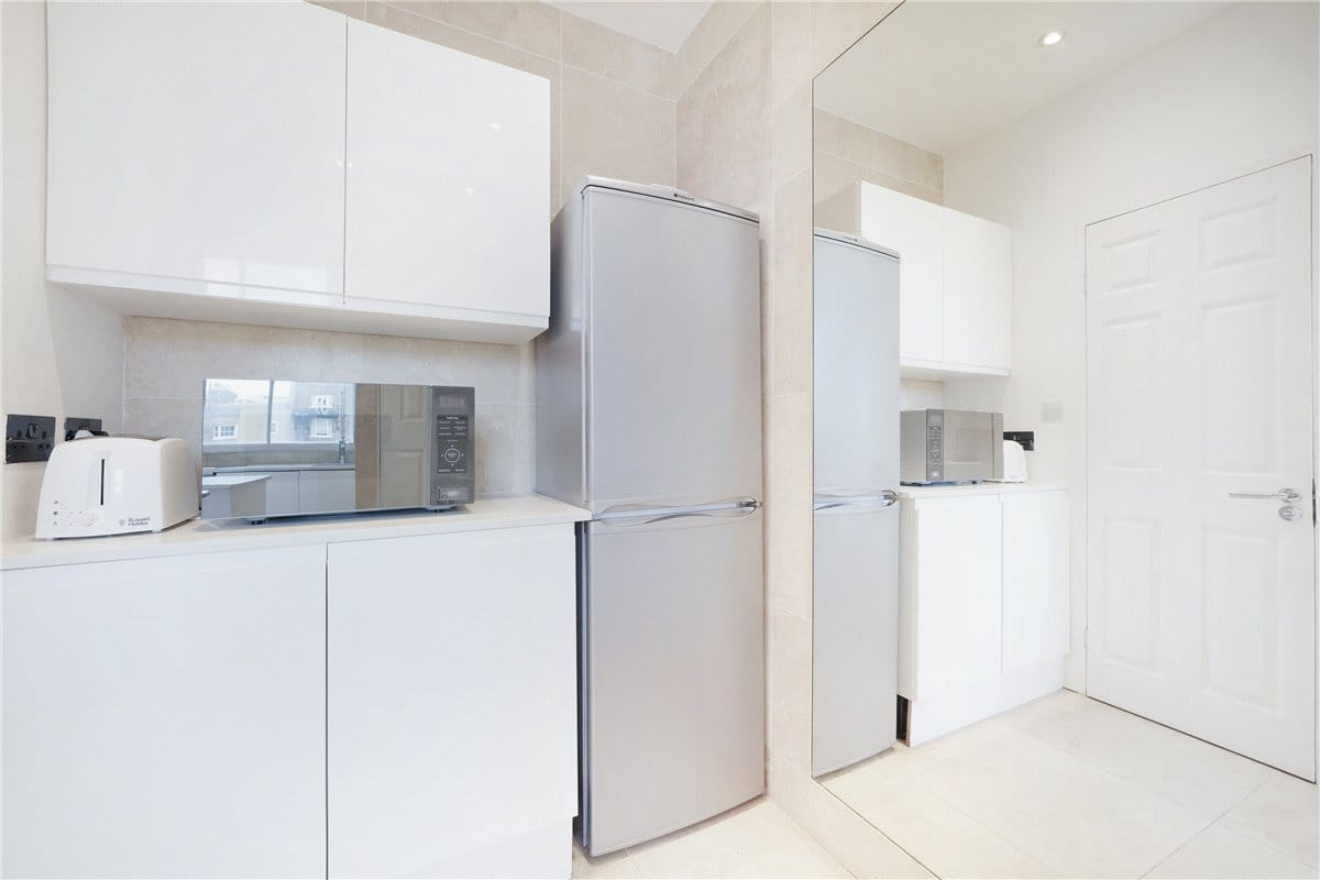 8 bedroom house, Devonshire Place, London W1G - Available