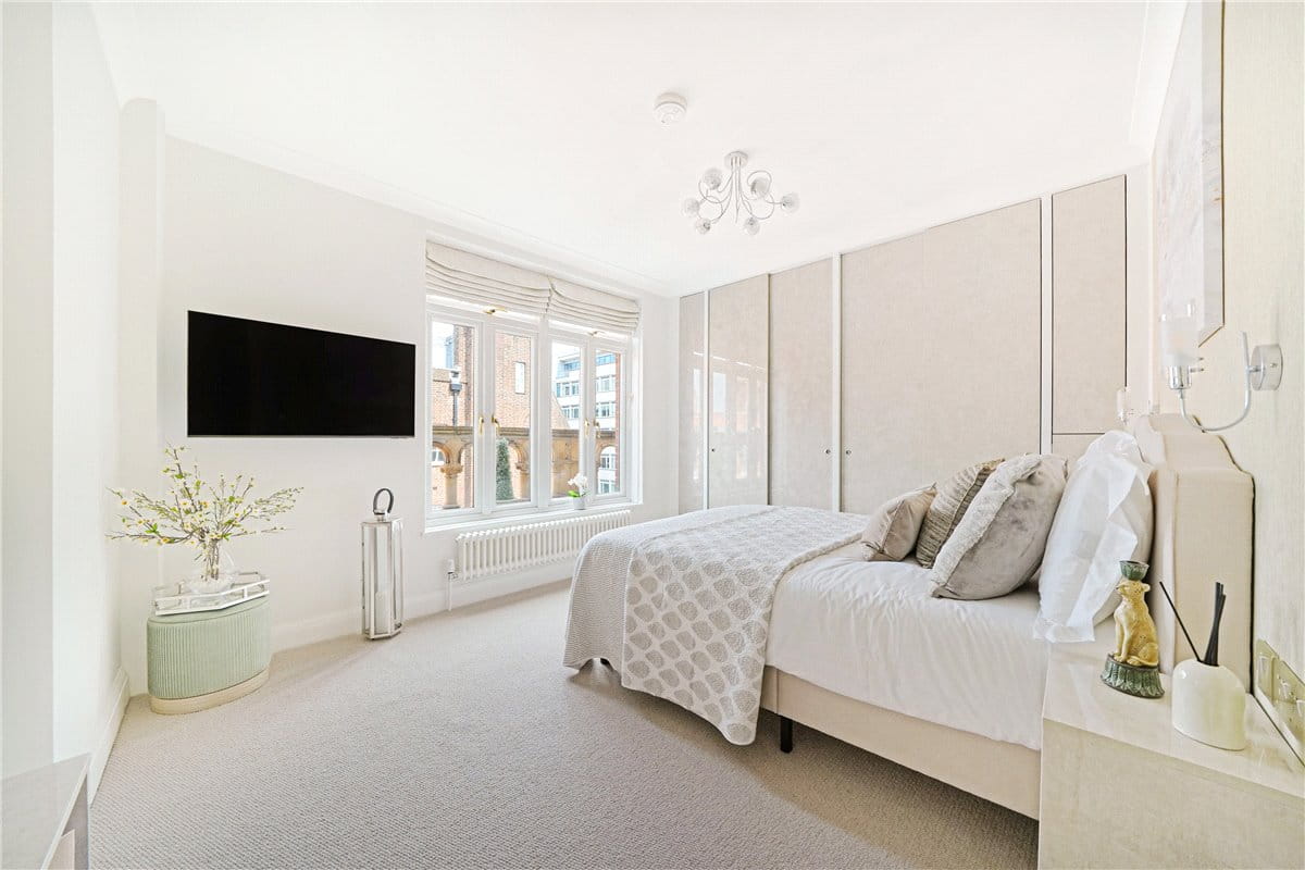 2 bedroom flat, Montagu Mansions, Marylebone W1U - Available