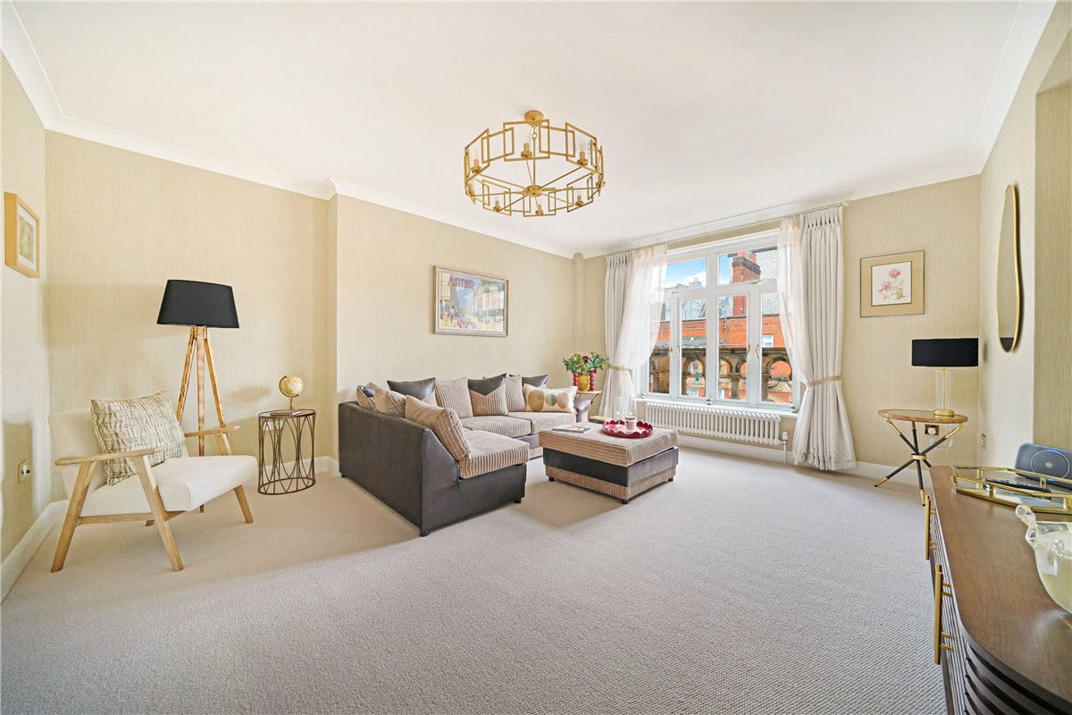 2 bedroom flat, Montagu Mansions, Marylebone W1U - Available