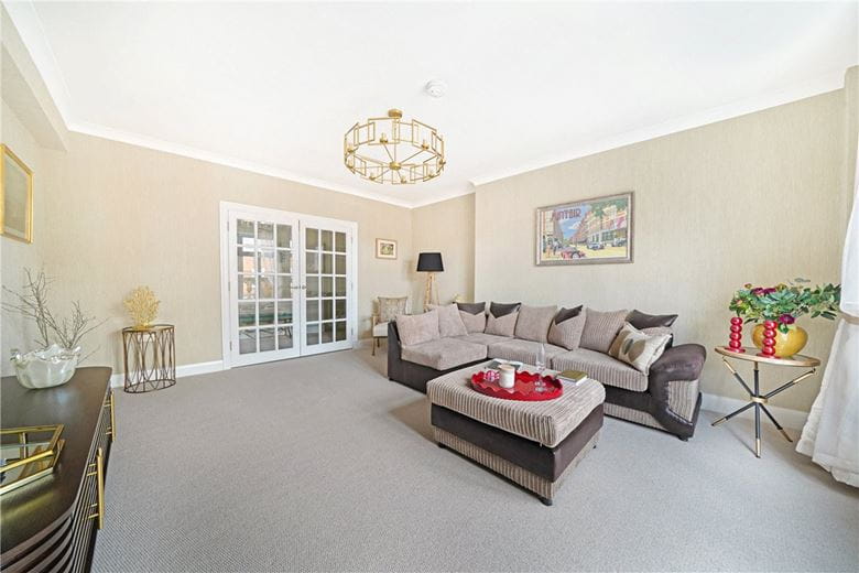 2 bedroom flat, Montagu Mansions, London W1U - Available