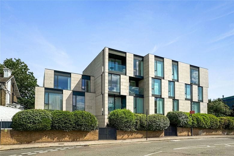 3 bedroom flat, Latitude House, Oval Road NW1 - Available