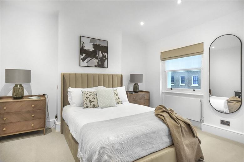 5 bedroom house, Upper Berkeley Street, London W1H - Available