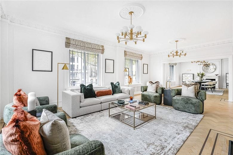 5 bedroom flat, Portland Place, London W1B - Available