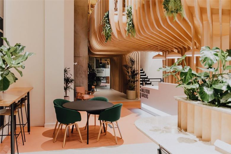 2 bedroom flat, Heartwell Avenue, London E16 - Available