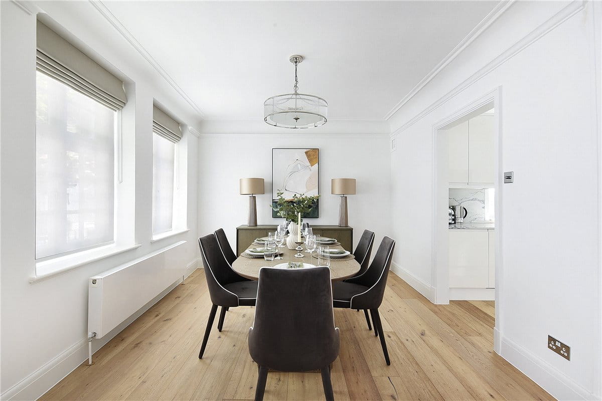 2 bedroom maisonette, Wheatley Street, Marylebone W1G - Available