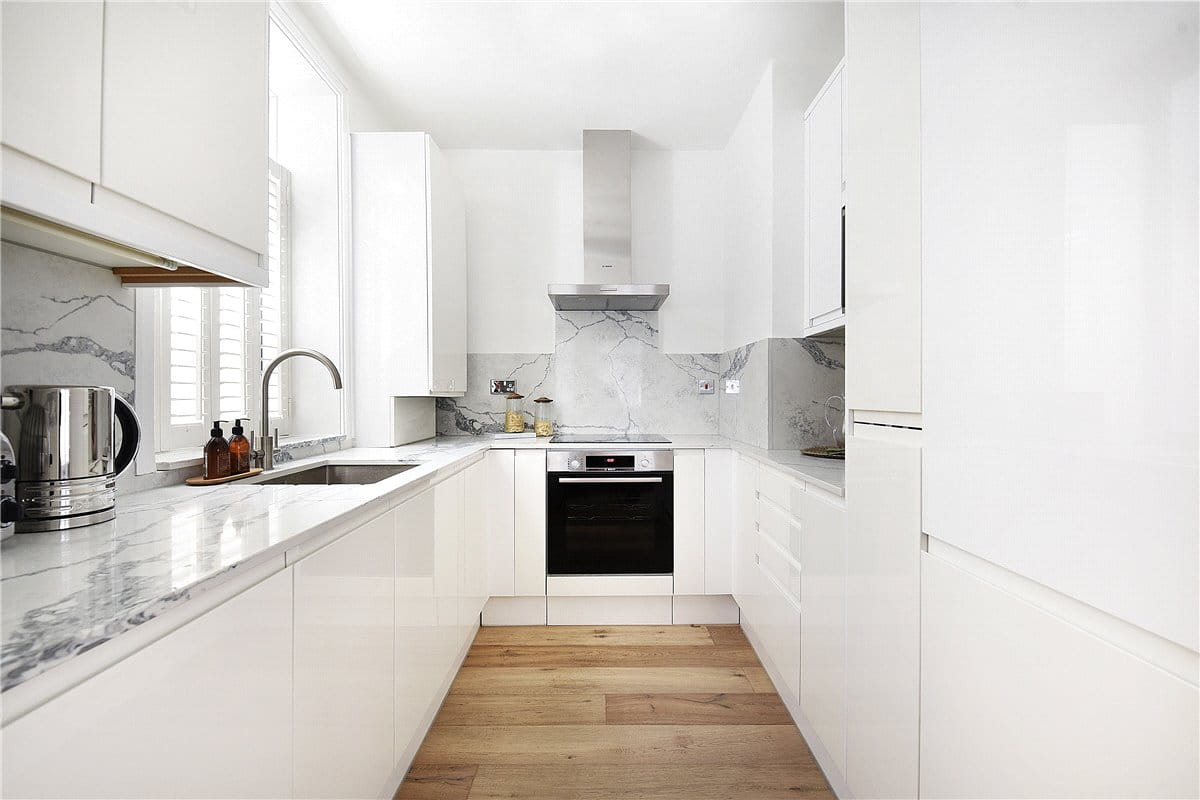 2 bedroom maisonette, Wheatley Street, Marylebone W1G - Available