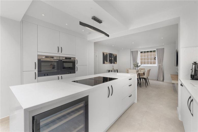 3 bedroom house, Park Village West, London NW1 - Available