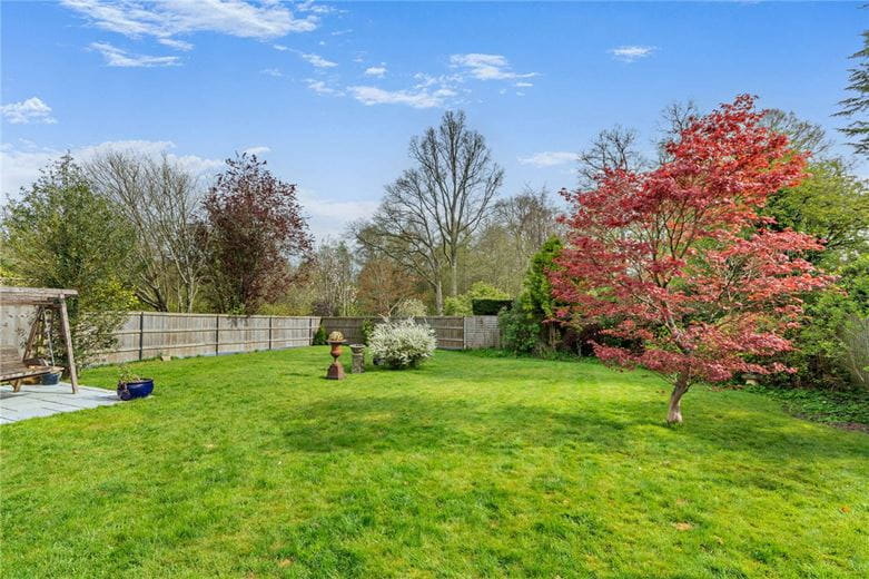 3 bedroom house, Craven Road, Inkpen RG17 - Available