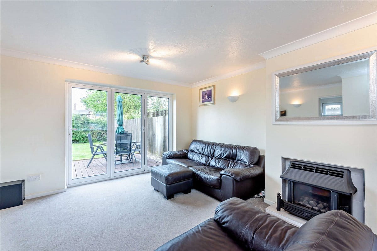 3 bedroom house, Charter Road, Newbury RG14 - Sold STC