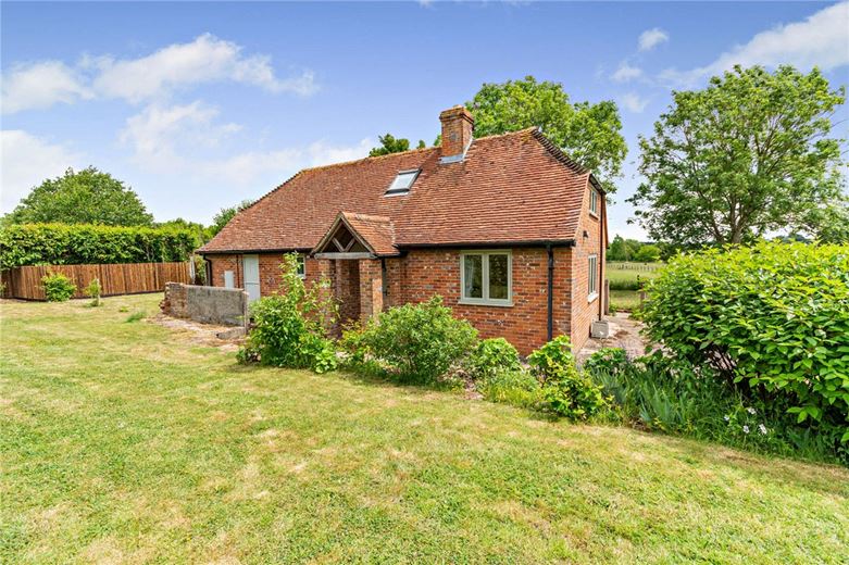 2 bedroom house, Hamstead Holt Farm, Kintbury Holt RG20 - Sold STC