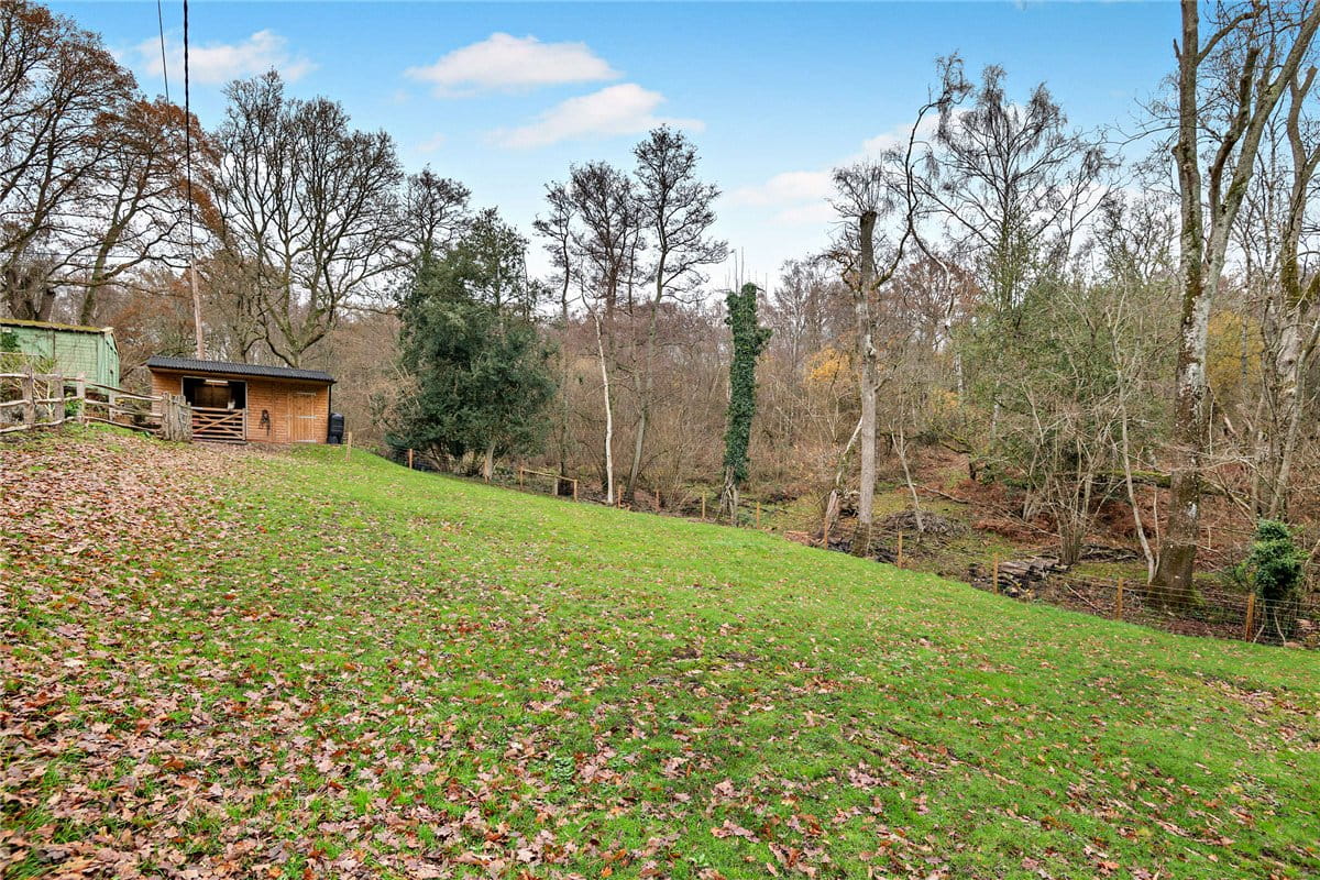 5 bedroom house, Crookham Common, Thatcham RG19 - Available