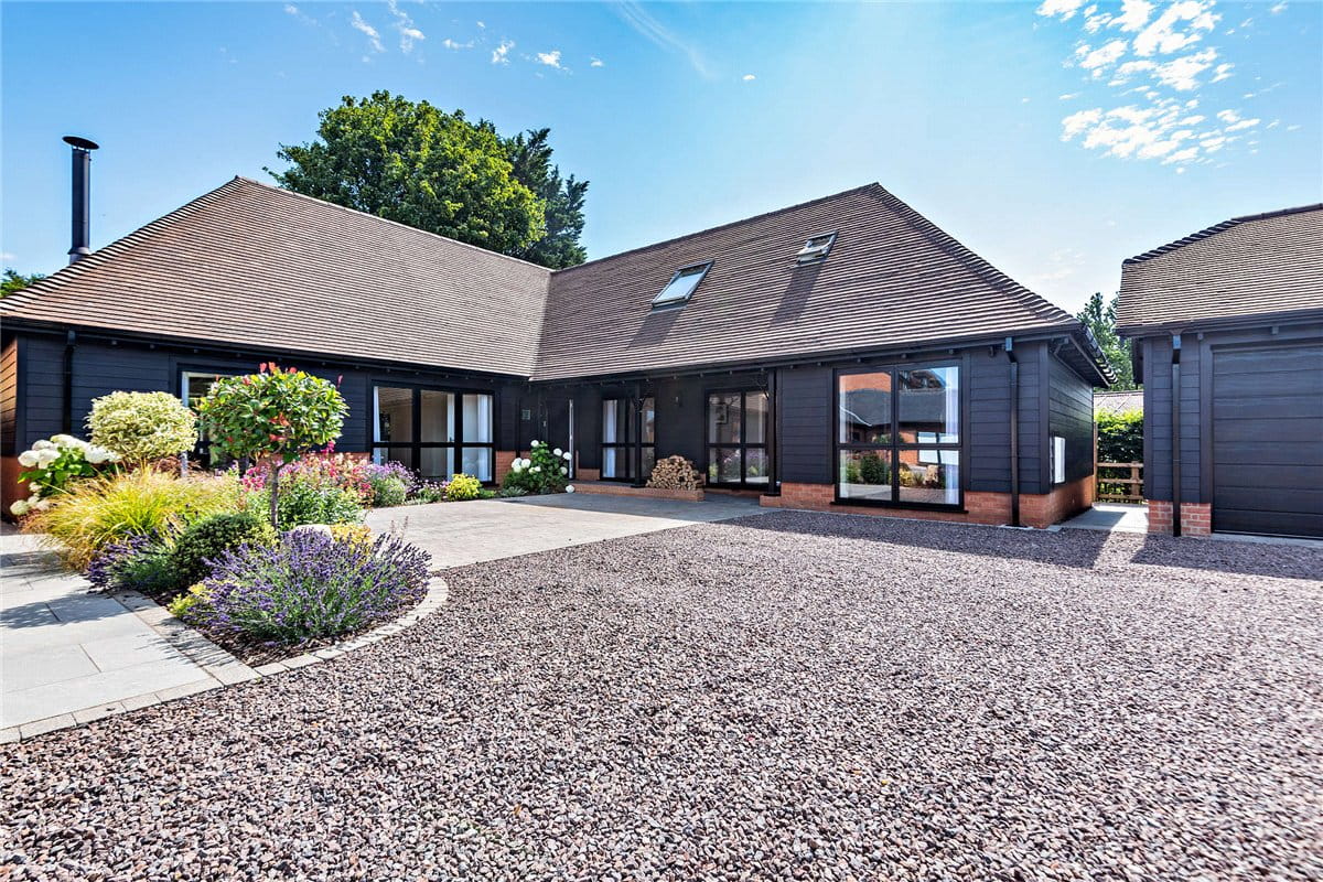 4 bedroom house, Clayton Mews, St. Mary Bourne SP11 - Sold STC