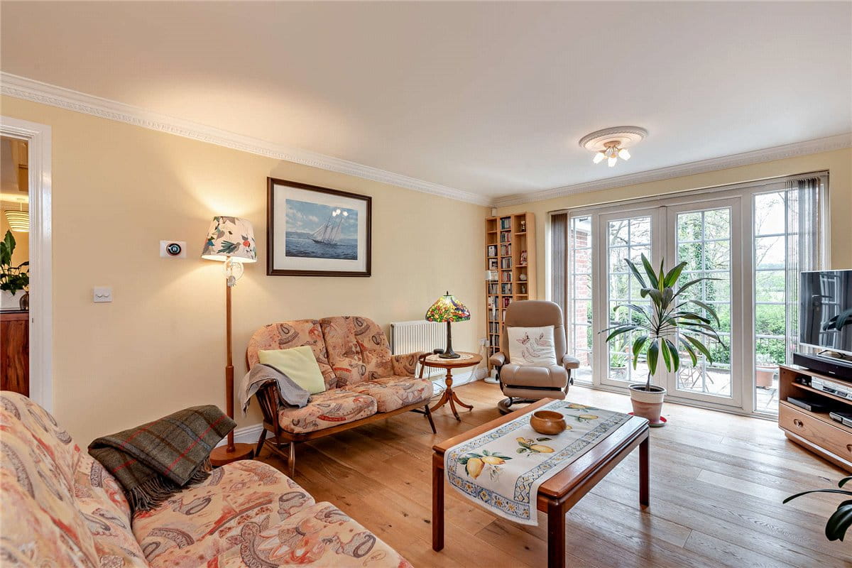 5 bedroom house, Spring Gardens, Newbury RG20 - Sold STC