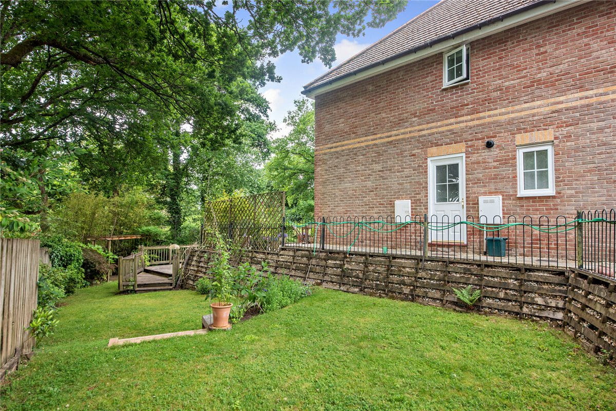 5 bedroom house, Spring Gardens, Newbury RG20 - Sold STC