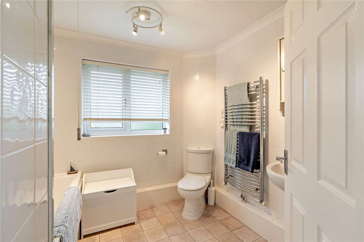 4 bedroom house, Copnor Close, Woolton Hill RG20 - Available